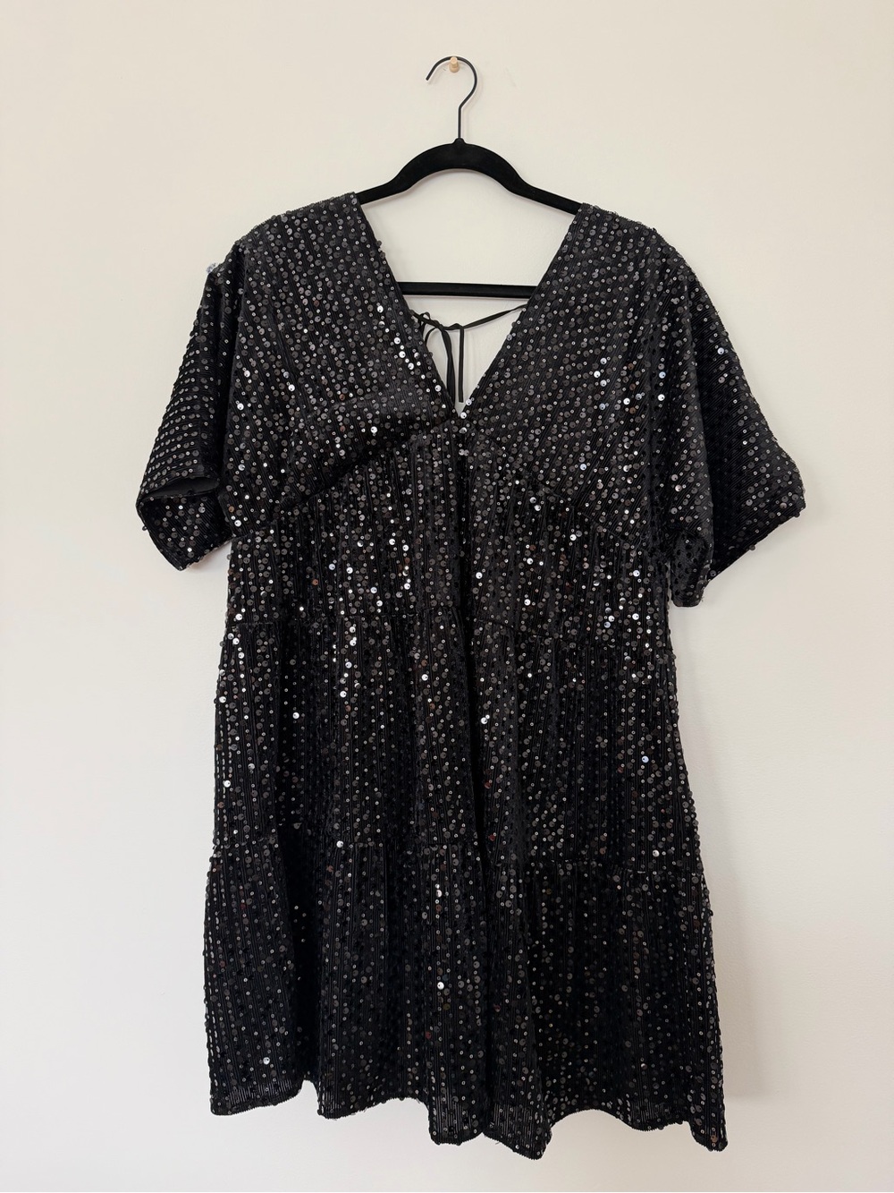 Wishlist Black Sequin Tiered Midi Dress M/L